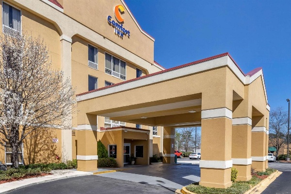 Comfort Inn Blythewood - North Columbia image 2